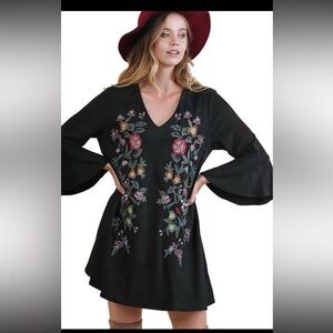 Umgee faux suede dress GUC with embroidery size medium